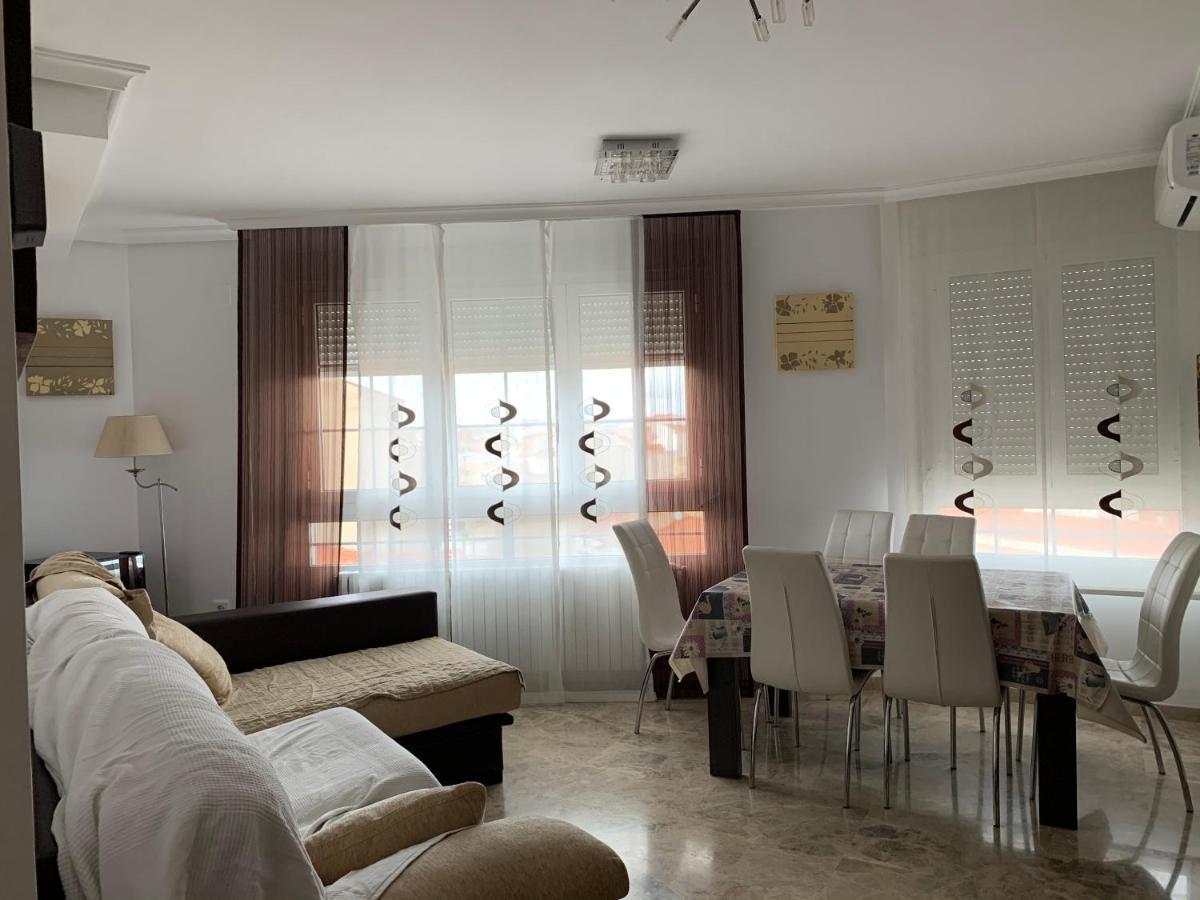 Bonito Alojamiento Junto A La Plaza De Toros Con Garage Apartment Albacete Ngoại thất bức ảnh