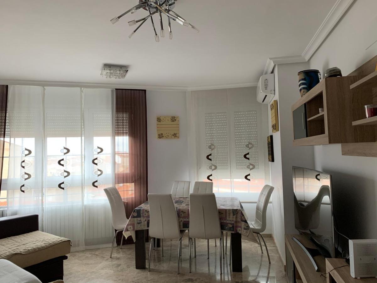 Bonito Alojamiento Junto A La Plaza De Toros Con Garage Apartment Albacete Ngoại thất bức ảnh